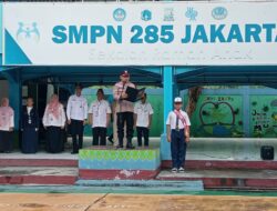 Bhabinkamtibmas Pulau Untung Jawa Jadi Pembina Upacara di SMPN 285 Jakarta, Tekankan Pentingnya Kejujuran dan Disiplin
