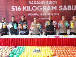 Konferensi  Pers Pengungkapan  Jaringan  Internasional