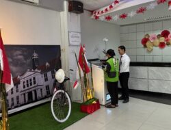BRI Meriahkan HUT RI ke-80 dengan Dekorasi Patriotik di Banking Hall dan Seluruh Area Kantor
