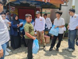 Karang Taruna se Kelurahan Koja Berbagi Bingkisan .