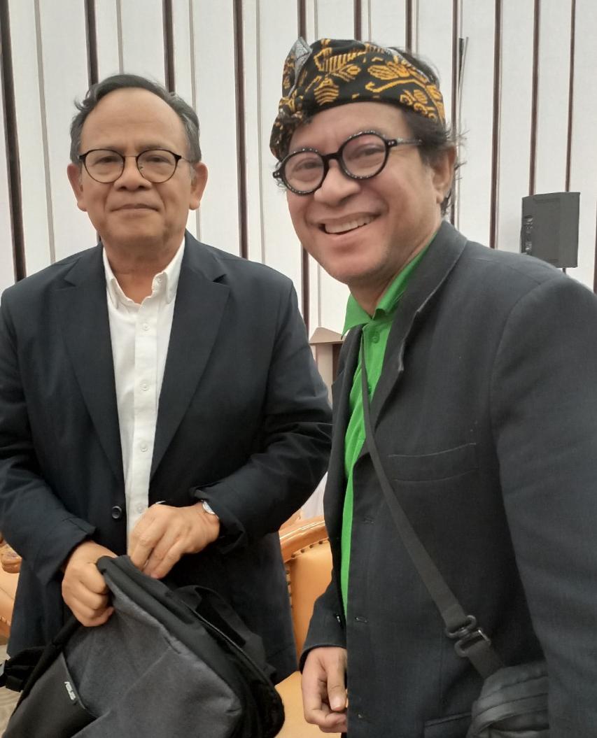 Pimred Tamperak News Johan Sopaheluwakan, S.Pd., C.EJ., C.BJ bersama Ketua Dewan Pers Masa Bakti 2025-2028 Prof. Komarudin Hidayat