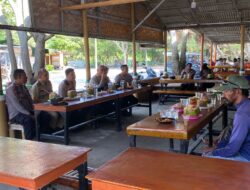 Kapolres Kepulauan Seribu Gelar Jumat Curhat di Pulau Sabira, Tegaskan Komitmen Jaga Kamtibmas dan Sosialisasi Layanan Darurat 110