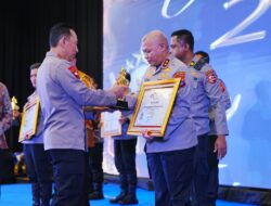 Kapolri Hadiri Kompolnas Award: Polri Tak Antikritik, Komitmen Terus Perbaiki Diri!