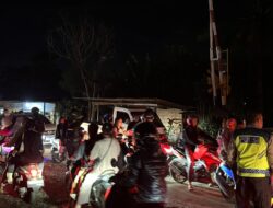 Brimob Polda Metro Jaya Amankan Lokasi Kereta Anjlok di Kedung Waringin, Bekasi