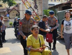 Dekat dengan Warga, Brimob Polda Metro Jaya Gelar Layanan Kesehatan Gratis di Senen*  Jakarta Pusat – Dalam