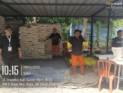 Pembagian Bansos Bulog Periode Ketiga di Kelurahan Koja Berjalan Tertib dan Lancar