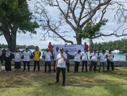 Jumat Bersih di Pulau Kelapa: Kolaborasi Lintas Instansi Wujudkan Lingkungan Lebih Asri