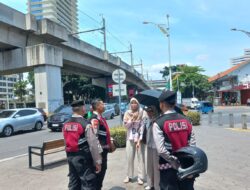 Ditsamapta Polda Metro Jaya Gelar Himbauan Kamtibmas di Blok M dalam Operasi ‘Sikat Jaya 2025’