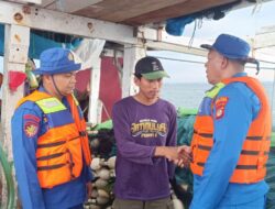 Patroli Satpolairud Polres Kepulauan Seribu Intensifkan Dialogis Laut, Himbau Waspada Cuaca dan Manfaatkan Call Center 110