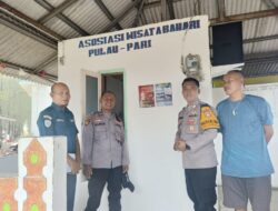 Stiker Hotline 110 Dipasang di Area Wisata Pulau Pari, Warga Diimbau Aktif Lapor Kejahatan