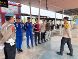 Polres Kepulauan Seribu Gelar Strong Point di Dermaga dan Sekolah, Kapolres Tegaskan Pentingnya Kehadiran Polisi di Lokasi Police Hazard