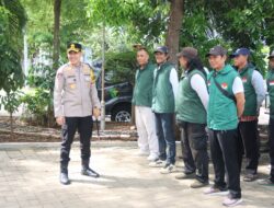 Kapolres Kepulauan Seribu Pimpin Apel Potmas, Ajak Warga Jaga Keamanan Bersama