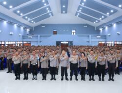 Jelang Penugasan, Wakapolda dan Irwasda Polda Papua Berikan Pembekalan kepada Siswa Diktuk Bintara Polri Angkatan 53 TA 2025