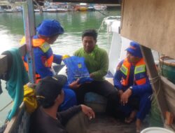 Satpolairud Polres Kepulauan Seribu Gelar Patroli Dialogis Laut, Antisipasi Kejahatan dan Jaga Kamtibmas Perairan