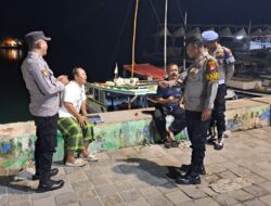 Polsek Kepulauan Seribu Utara Laksanakan Patroli Malam Gabungan Cegah Gangguan Kamtibmas