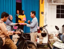 Jumat Berkah, PWJU Berbagi Mie Gacoan Sebanyak 50 Paket kepada Driver Ojol dan Masyarakat