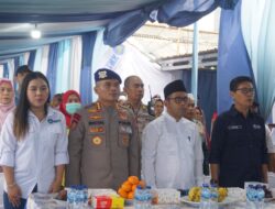 Respons Banjir Pesisir, Ditpolairud Polda Metro Jaya Bersama YMPI dan KNTI Gelar Bakti Sosial