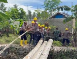 Brimob Polda Sulteng Bangun Jembatan Sementara Penghubung Wani 3–Labuan Kungguma