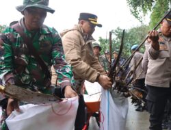 TNI-Polri dan Warga Kerja Bakti Serentak di Jakpus, Kapolres: Sinergi Jaga Lingkungan dan Cegah Banjir