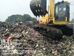 Giat Bersih-bersih di Kolong Tol Papanggo oleh Kecamatan Tanjung Priok bersama PT. CMNP