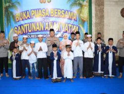 Buka Puasa Bersama dan ‘Commander Wish’, Kapolres Metro Bekasi Kota Ajak Personel Jaga Kamtibmas Ramadhan dengan Ikhlas