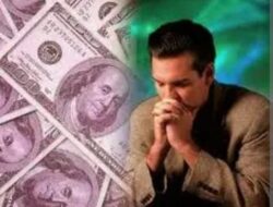 Teologi Kemakmuran: Pengertian, Bahaya, dan Sikap Anak Tuhan