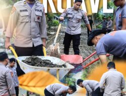 Mahasiswa STIK Angkatan 83 Laksanakan Korve Pascabanjir di SMAN 1 Tanah Jambo Aye