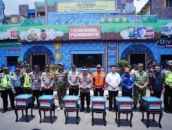 Tinjau Terminal Purabaya, Kapolri ke Sopir Bus: Hati-Hati dan Jaga Keselamatan Pemudik