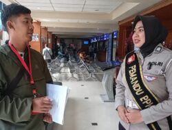 *Pelayanan BPKB Polda Metro Jaya Tuai Apresiasi, Pemohon Usul Tambah Petugas Loket*