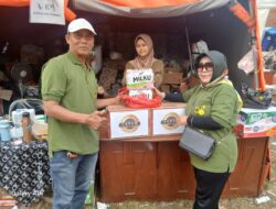 Forum Seniman dan Seniwati Berikan Bantuan Donasi untuk Korban Kebakaran di Jiung, Kemayoran, Jakarta Pusat