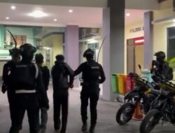 *Brimob Polda Metro Jaya Gagalkan Tawuran dan Amankan Sajam di Babelan*