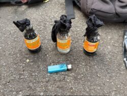 *Bawa Botol Bersumbu Bakar Saat Unras, Satu Orang Ditetapkan Tersangka oleh Polda Metro Jaya*