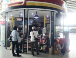 Alfamart Terminal 3 Kedatangan Domestik Gate 5: Salah Hitung, Tolak Beri Struk, Pembayaran GoPay Tidak Sesuai Harga