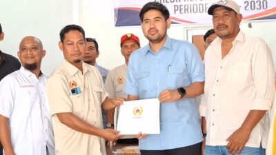 Dapat Dukungan 32 Cabor, Teuku Adian Serahkan Berkas Calon Ketua KONI Aceh Barat 2026-2030