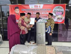 Dari Aspirasi Menjadi Nyata, Hendri Muliana Wujudkan 1.500 Meter Karpet Sajadah untuk Puluhan Masjid di Nagan Raya