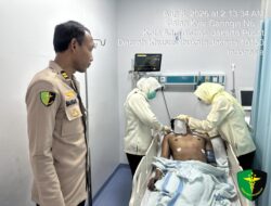 *Biddokkes Polda Metro Jaya Kerahkan Tim Keslap dan DVI Tangani Kebakaran Gedung Bapenda*