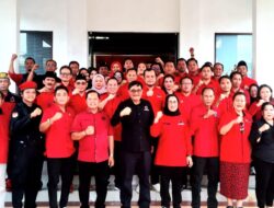Pendidikan Politik dan Rapat Konsolidasi PDI Perjuangan Kalteng, Djarot Tekankan “Jasmerah” dan Penguatan Kantor DPD