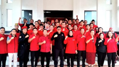 Pendidikan Politik dan Rapat Konsolidasi PDI Perjuangan Kalteng, Djarot Tekankan “Jasmerah” dan Penguatan Kantor DPD
