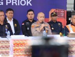 Kapolres Priok Hadiri Konferensi Pers, 8,96 Juta Batang Rokok Ilegal Diamankan di Pelabuhan Tanjung Priok, Negara Berpotensi Rugi Rp.6,68 Miliar