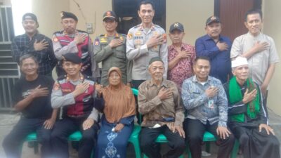 Lurah Tugu Selatan Hadiri Syukuran Bedah Rumah Merdeka Bersama Jajaran Kepolisian dan Warga