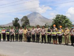 *Gunung Sinabung Berstatus Siaga, 176 Personel Polri Dikerahkan untuk Layani dan Lindungi Masyarakat*