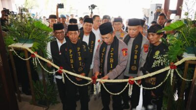 *Kapolri Ajak Jawara Banten Jadi Sabuk Kamtibmas*
