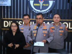 *Kapolri Pimpin Korprapot, 50 Pati dan 4 PNS Polri Naik Pangkat*