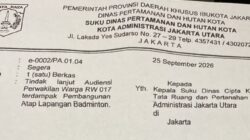 Instruksi Kasudin Diabaikan, Pembangunan Atap Lapangan Badminton di RTH Sunter Agung Tetap Berjalan