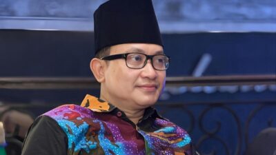 Rocky Gerung dan Paradoks Kritik Kekuasaan